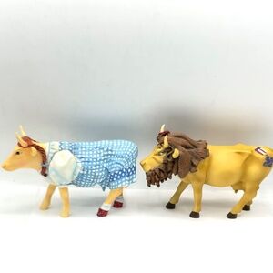 Cow Parade, Wizard of Oz. Dorthy & Cowardly Lion